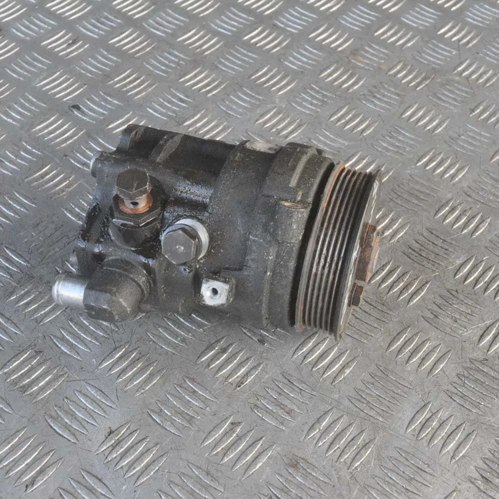 BMW 7 E65, E66, E67 2002 Power Steering Pump 6760070