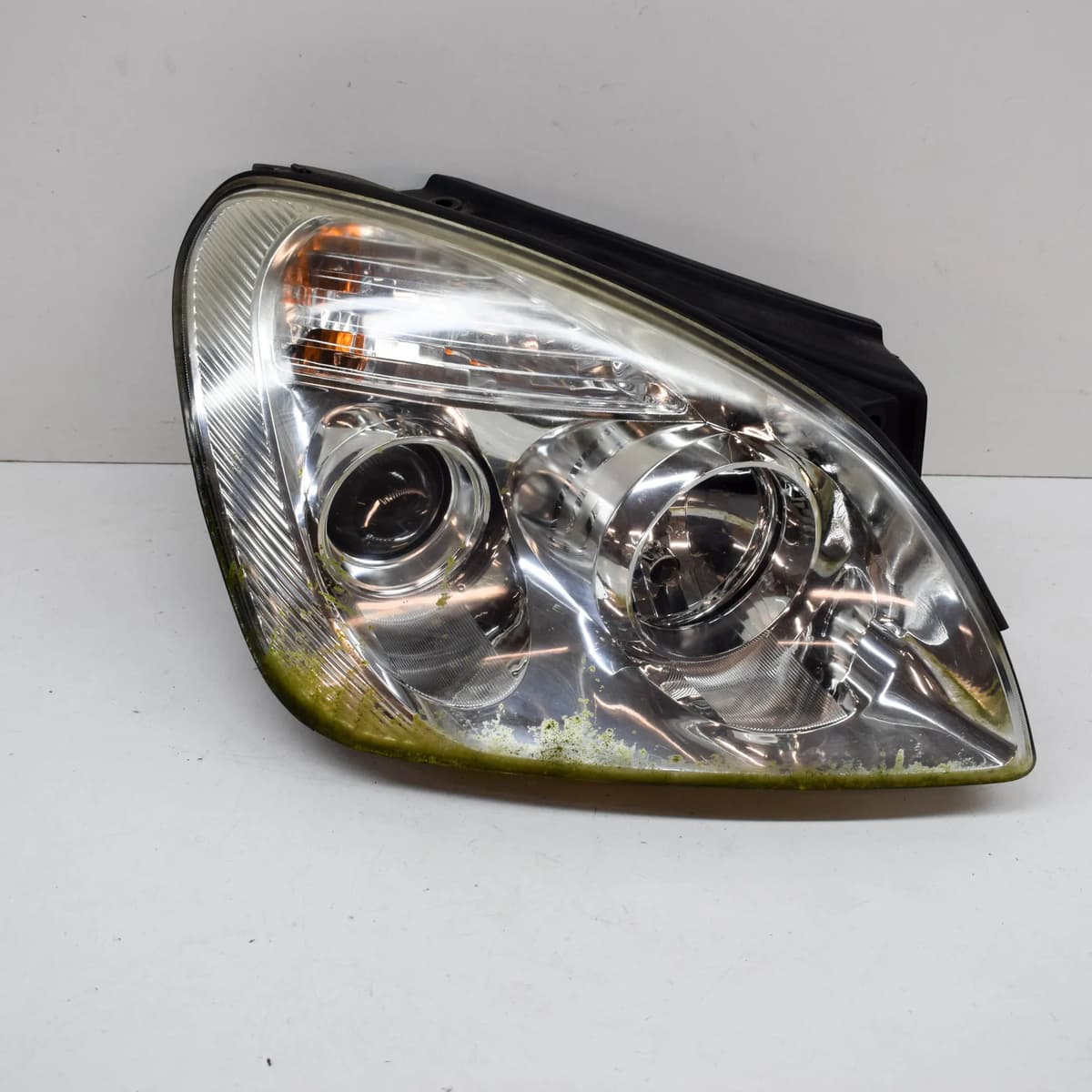 KIA CARENS UN Front Right Headlight RHD 2.0 Diesel 103kw 2006