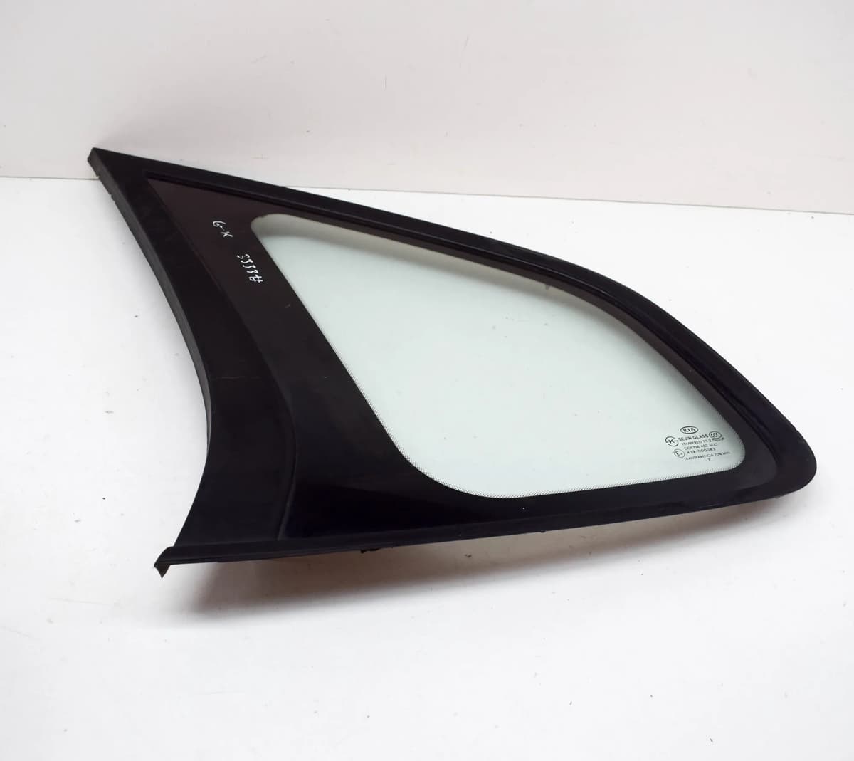 KIA CARENS UN Rear Left Quarter Glass Window AS2 43R-000083 2006
