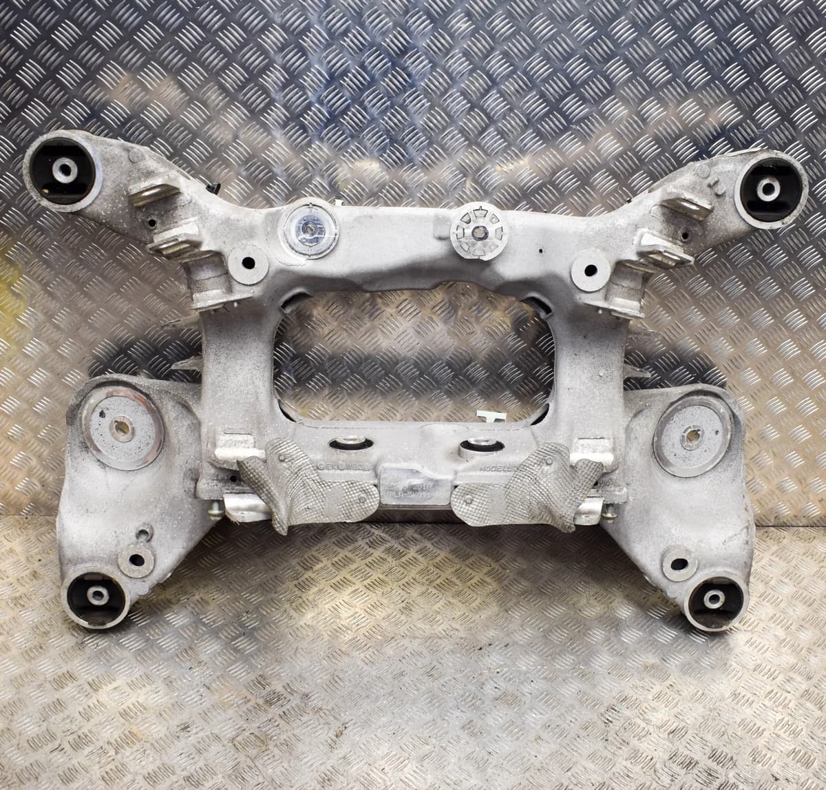 LAND ROVER RANGE ROVER L405 Rear Subframe JPLA-5K091-AD 3.0 Diesel 183kw 2018