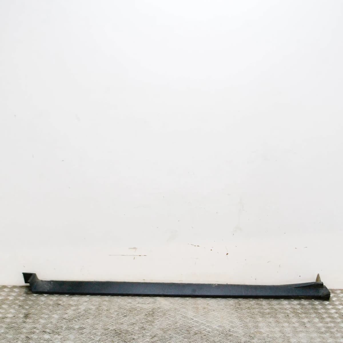 JAGUAR E-PACE X540 Right Side Plastic Side skirt Cover J9C3-10155-A 2020