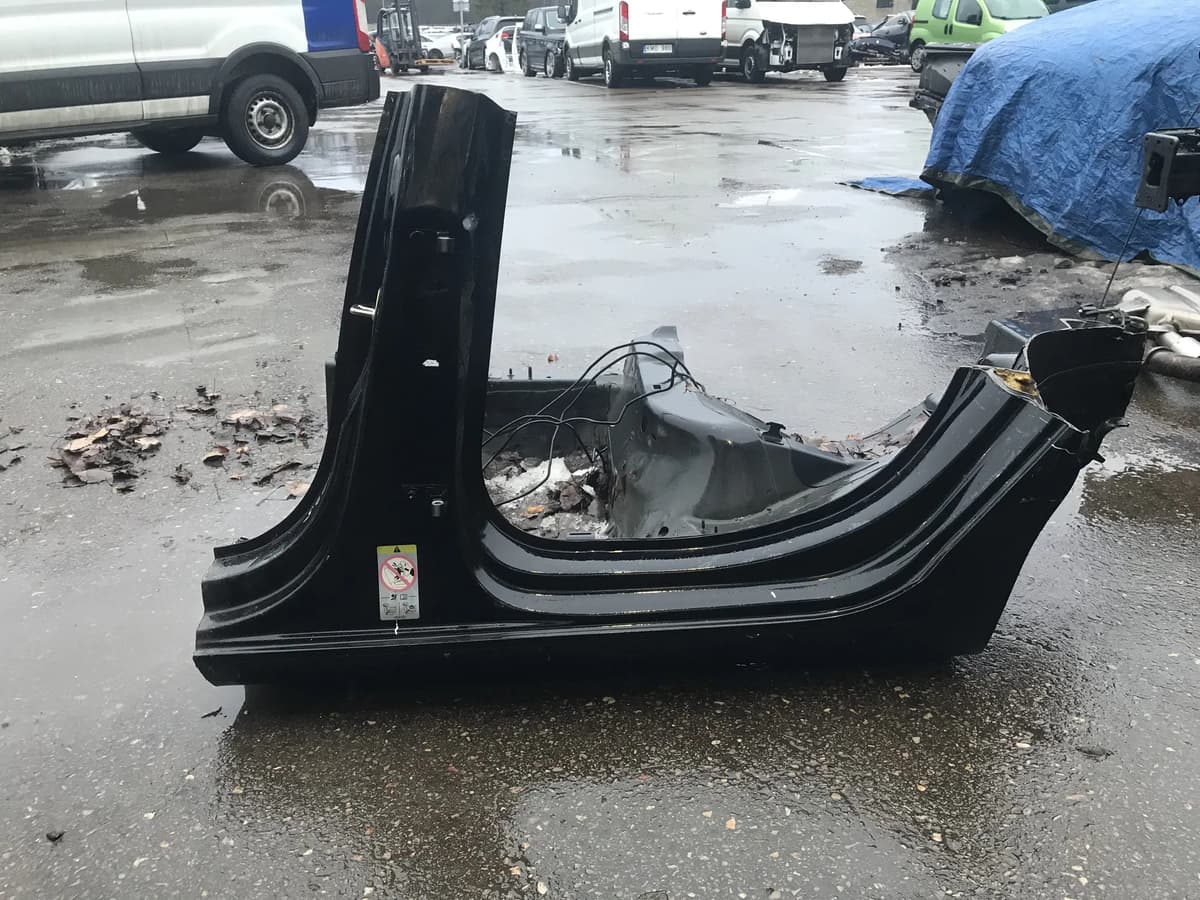 AUDI A4 8W2, B9 2018 Left Side Sideskirt