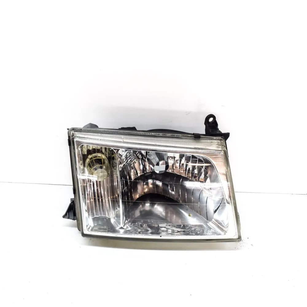 TOYOTA LAND CRUISER J100 Front Right Headlight RHD 4.2 Diesel 150kw 1999