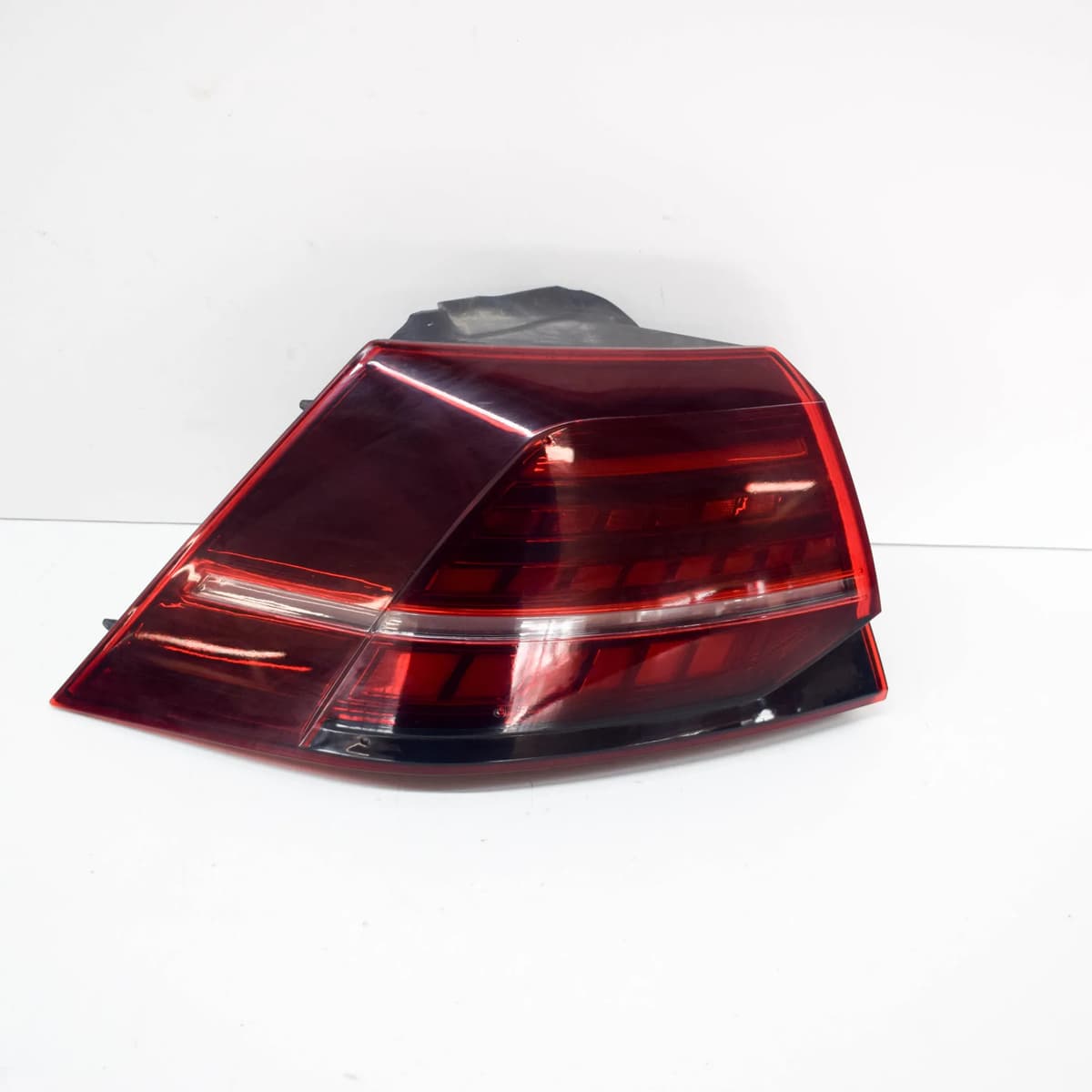 Volkswagen GOLF Mk7 Rear Left Tail Light RHD 2.0 Petrol 14379527 2015