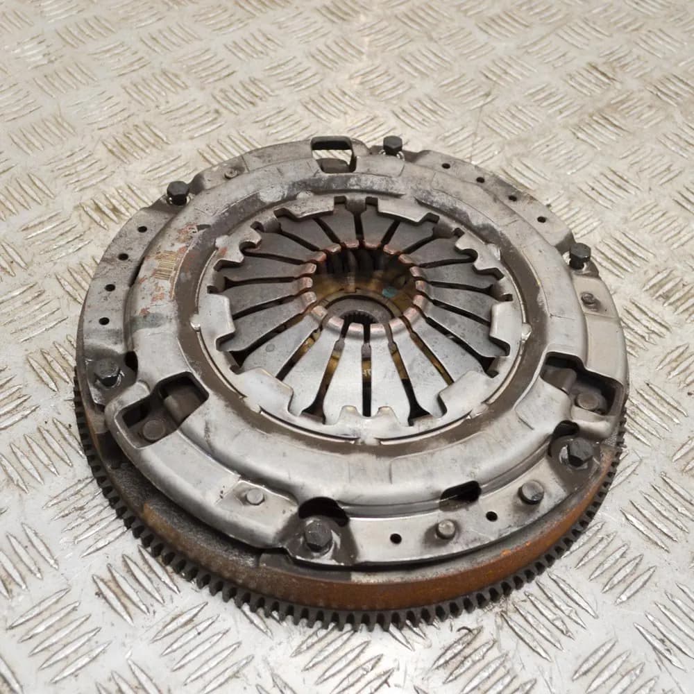 OPEL VAUXHALL MOKKA Flywheel Clutch Kit 55582938 96184354 1.6 Petrol 85kw 2014
