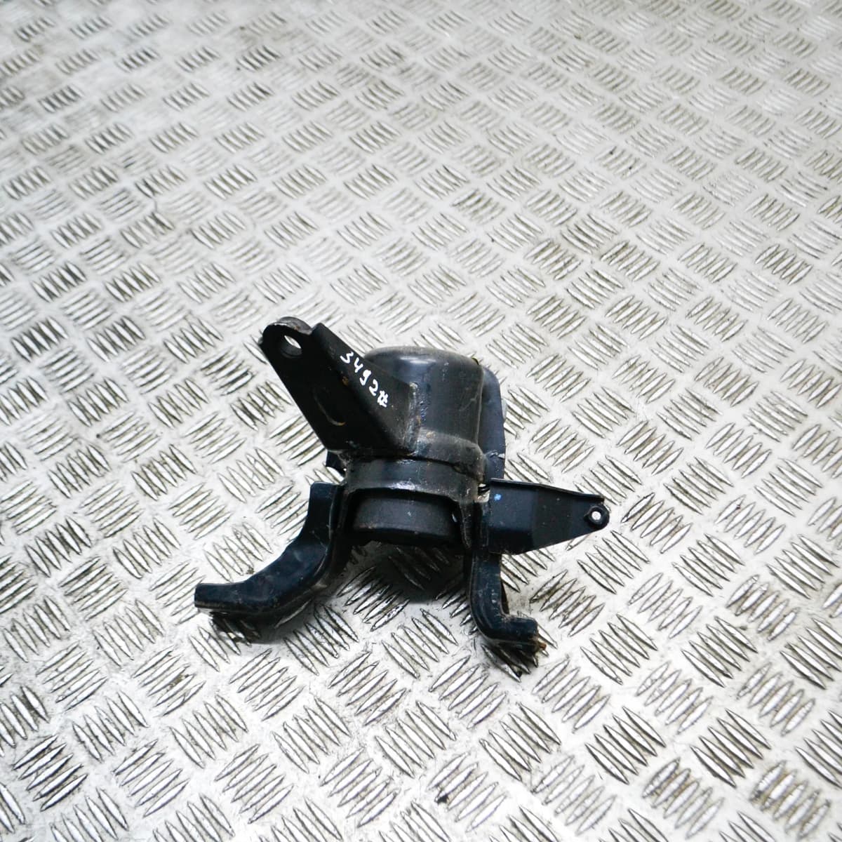 TOYOTA AURIS E150 Right Side Engine Mount 1.80 Petrol / electricity 73kw 2010
