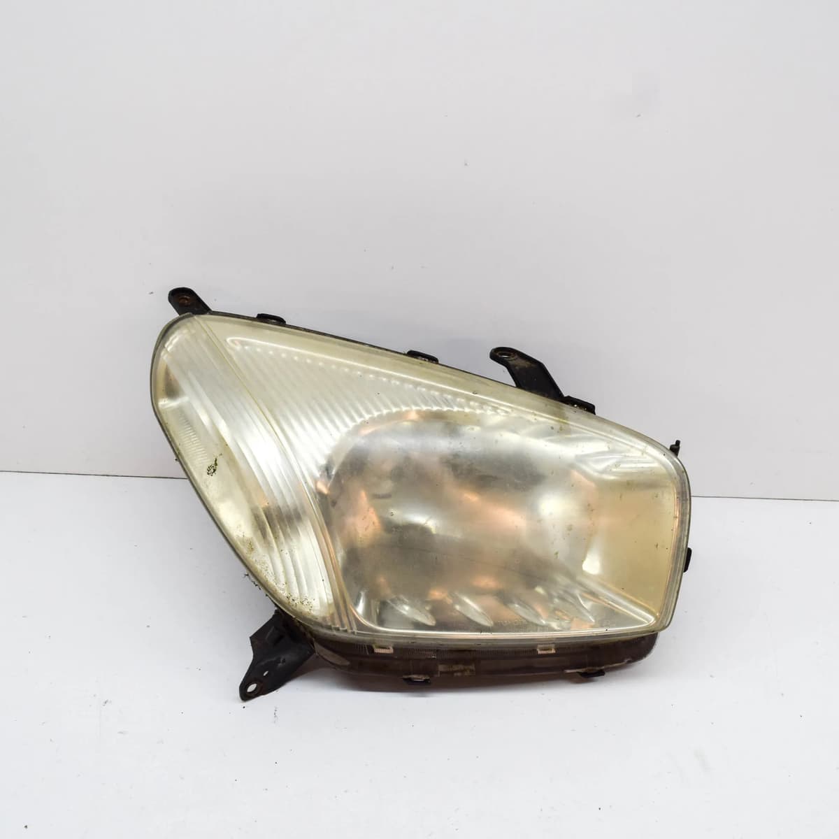 TOYOTA RAV 4 XA20 Front Right Headlight RHD 2.0 Petrol 110kw 2001