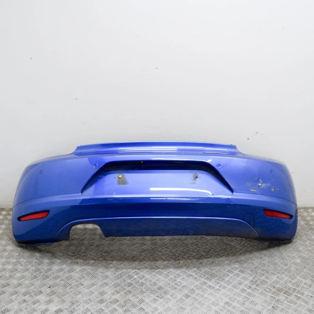 VOLKSWAGEN SCIROCCO MK3 Coupe Rear Bumper W/ Sensors 1K8807421M 1K8807421N 2013