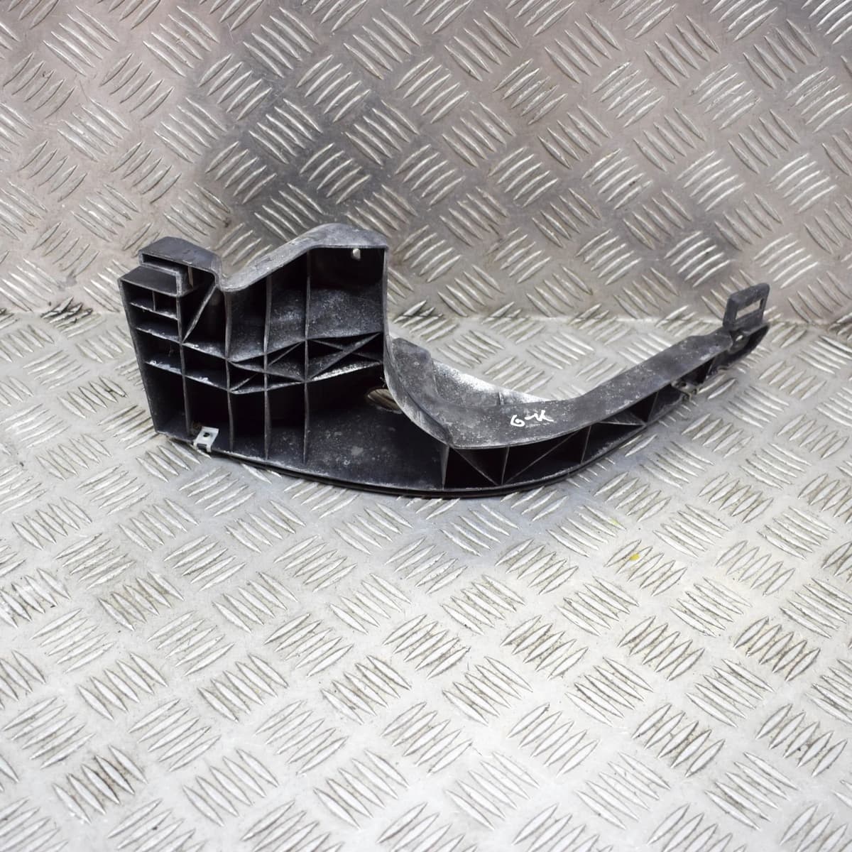 SAAB 9-3 Cabrio YS3F Rear Left Bumper Bracket 12830627 2.0 Petrol 110kw 2005