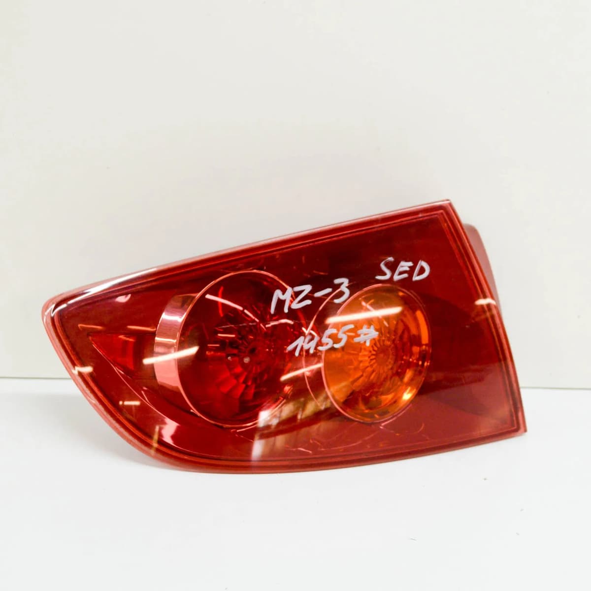MAZDA 3 Sedan BK 2004 Rear Left Tail Light P2688