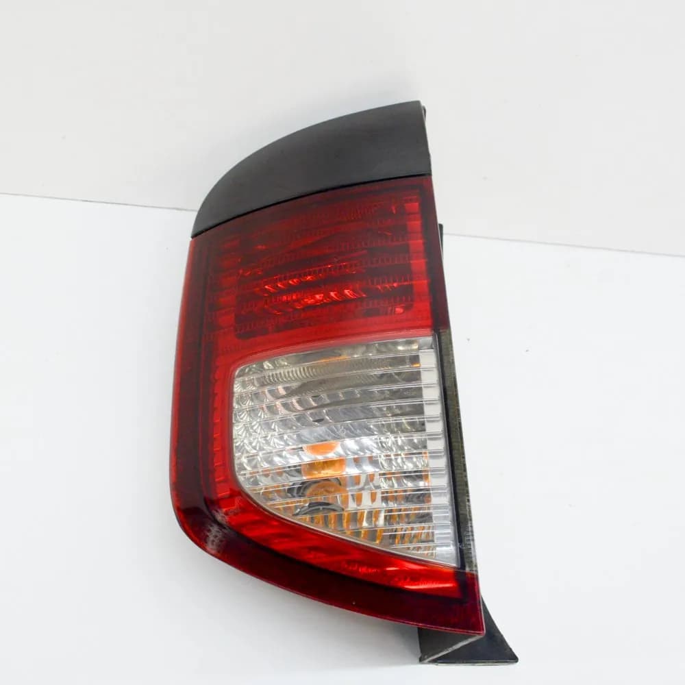 SSANGYONG KYRON 2.0 Xdi Rear Left Side Tail Light 2.0 Diesel 104kw 2005