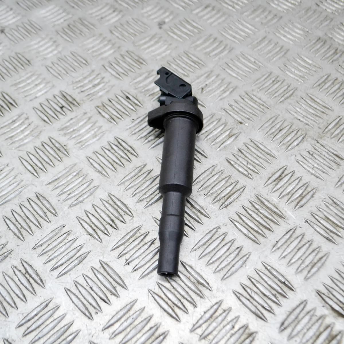BMW 5 F10 550i High Voltage Ignition Coil 7594937 0221504470 4.4i 330kw 2015