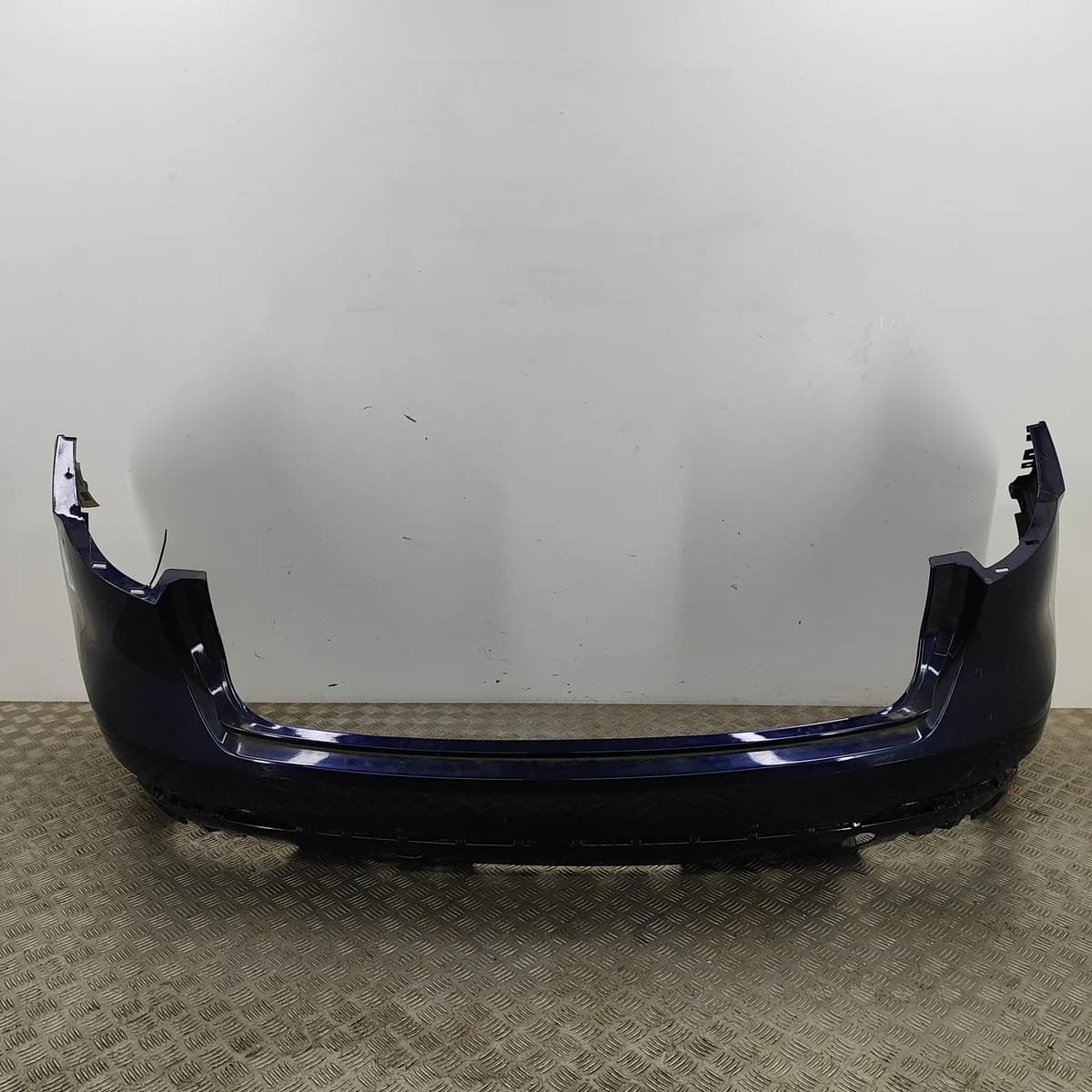 MASERATI LEVANTE SUV M161 Rear Bumper 670085549 3.0 Petrol 316kw 2020 14938253