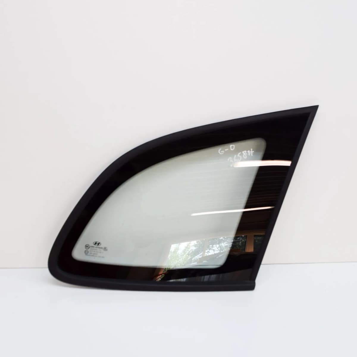 HYUNDAI SANTA FE CM Rear Right Qaurter Window Glass 43R-000381 145kw 2010 AS2