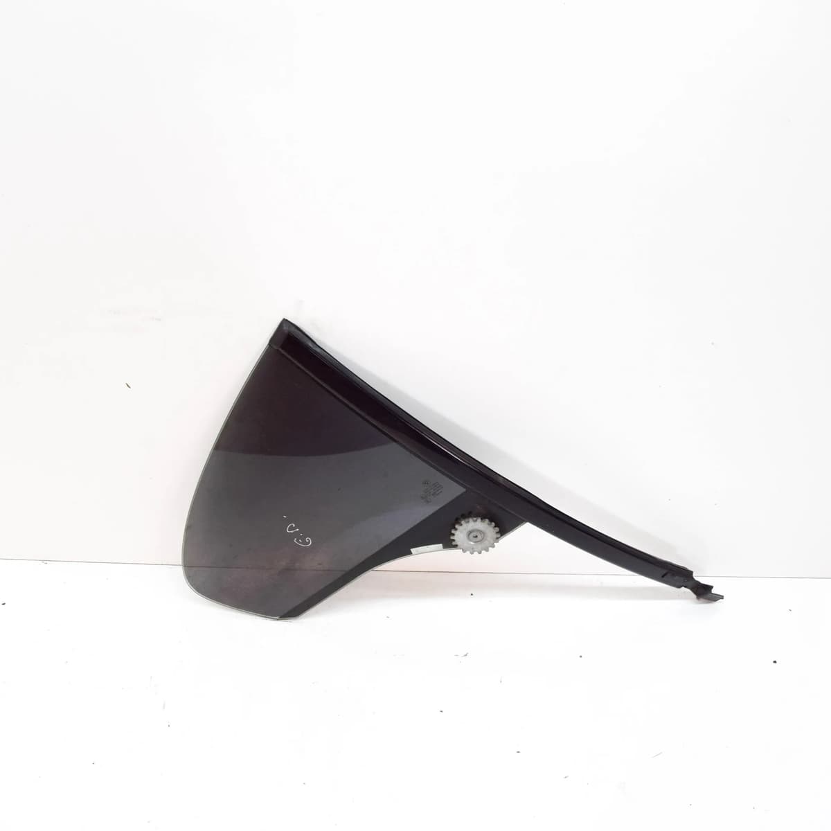 BMW 6 Gran Coupe F06 640d Rear Right Door Quarter Window AS2 43R-001026 2013