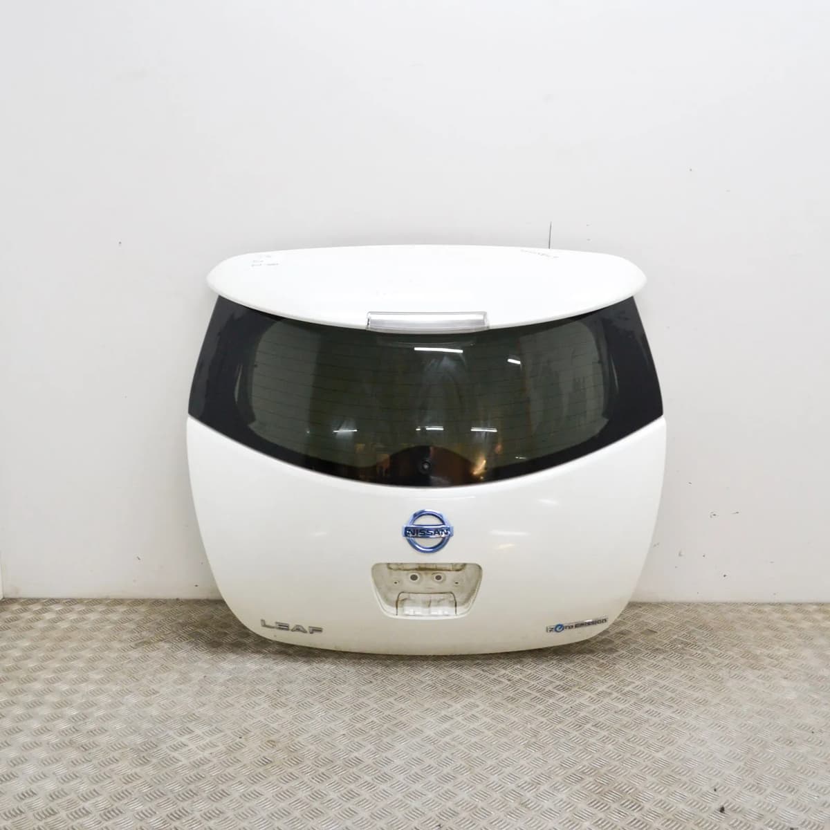 NISSAN LEAF ZE0 Rear Tailgate Bootlid K0100-3NLMB 2016