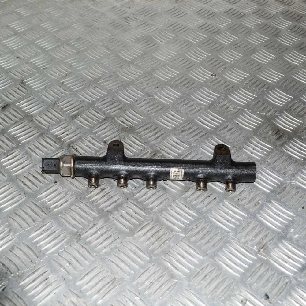 CITROËN C3 II 2010 Fuel Rail 9685297580