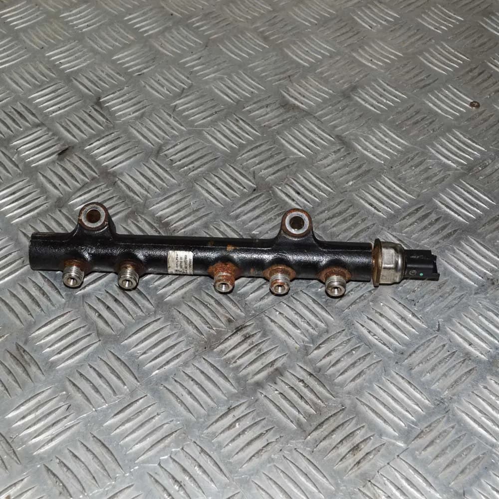 PEUGEOT 3008 2012 Fuel Rail 9684753080