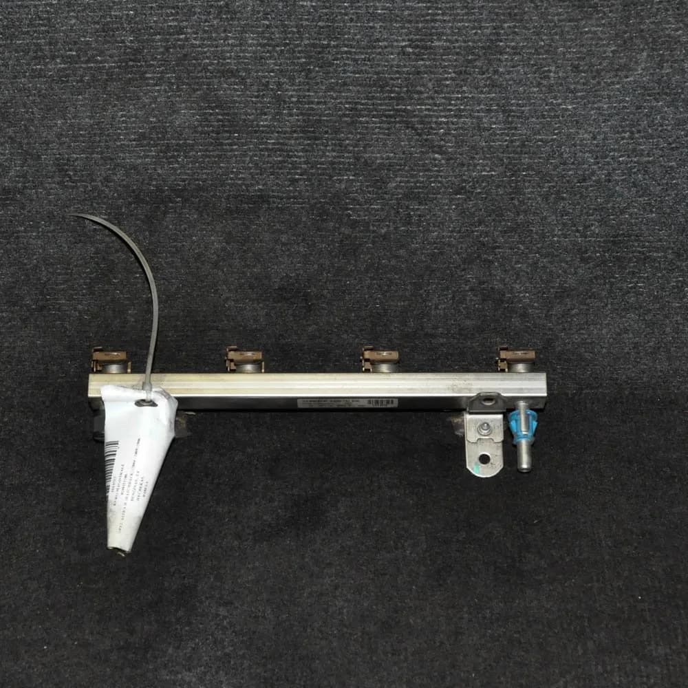 OPEL ASTRA H L48 2006 Fuel Rail 280151208