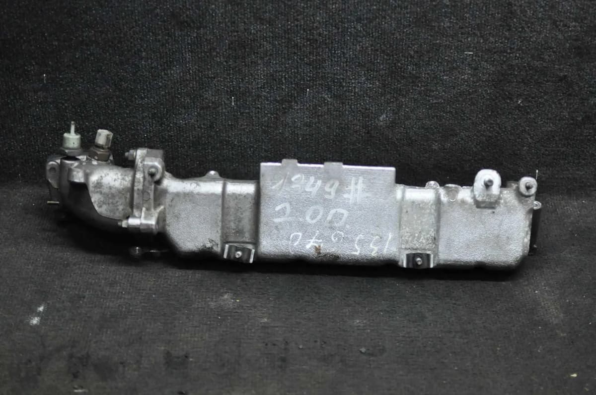 TOYOTA AVENSIS Sedan _T25_ 2006 Intake Manifold