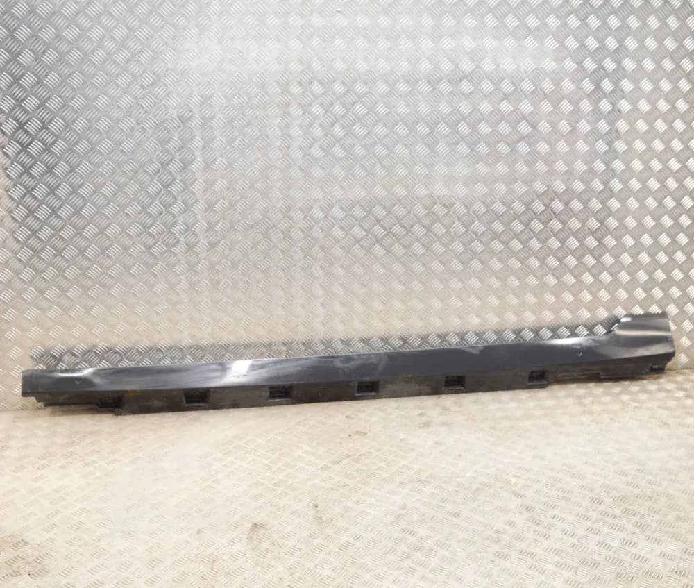 VOLKSWAGEN PASSAT B8 Sedan 2.0 TDI Left Plastic Side Skirt Cover 3C0853857 2017