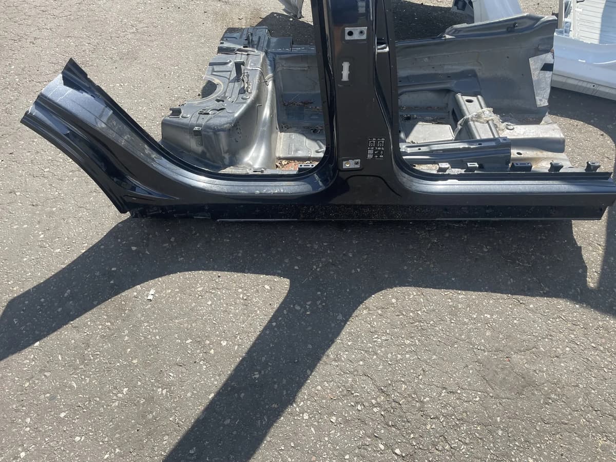 PORSCHE MACAN DKN 2019 Right Side Sideskirt