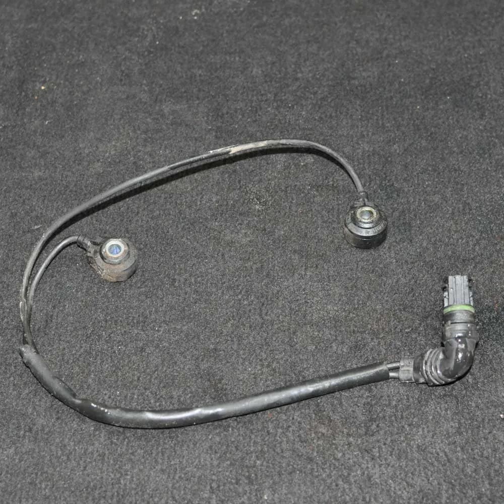 BMW 7 E65, E66, E67 2003 Camshaft Position Sensor 2612311361709310