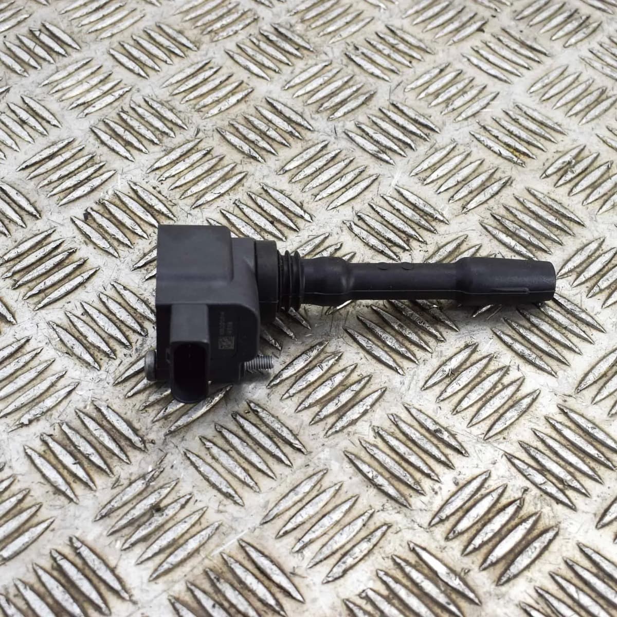 PORSCHE MACAN 95B High Voltage Ignition Coil 94660210400 3.60 Petrol 294kw 2017