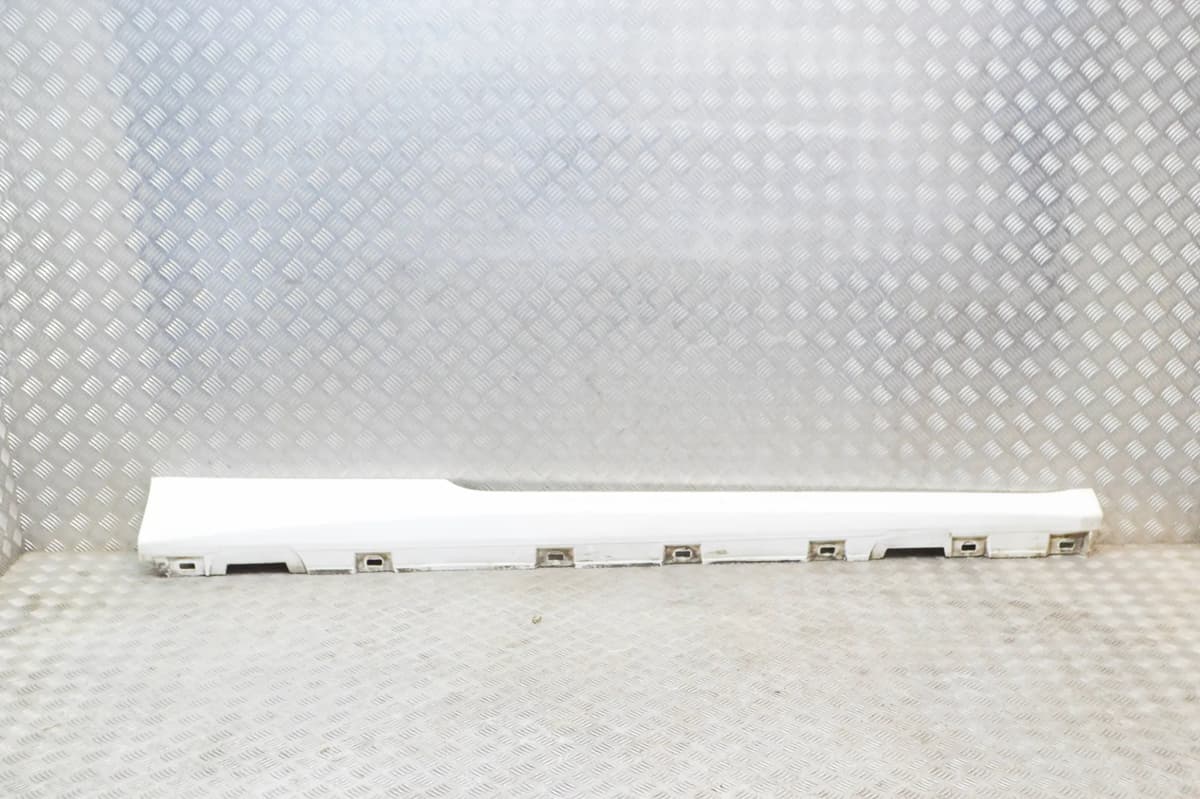 AUDI A5 F5 Right Side Plastic Sideskirt Cover 8W6853860 2.0 Diesel 140kw 2017