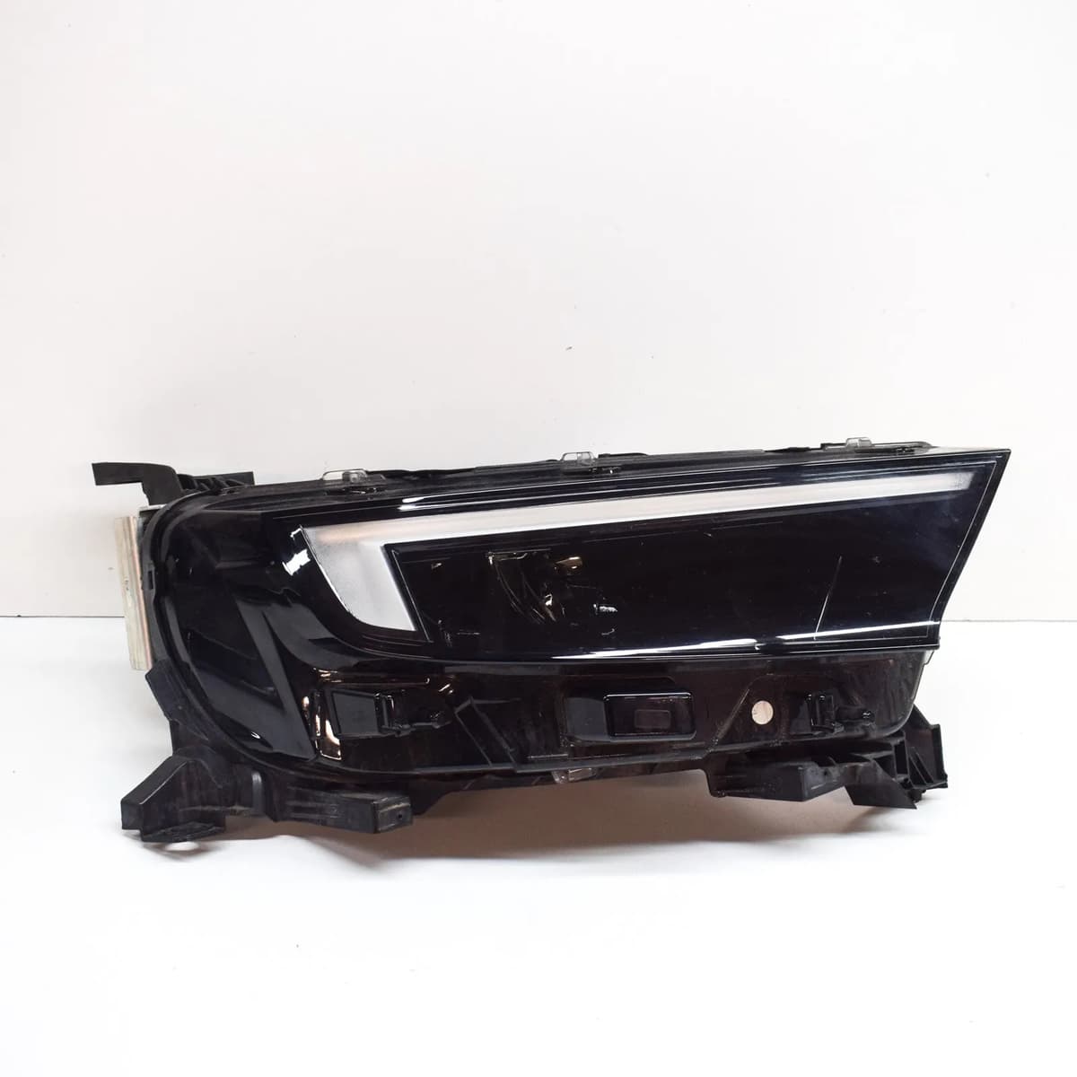 VAUXHALL MOKKA MK2 Front Right Headlight 9834008880 368158932 1.2P 74kw 2021 RHD