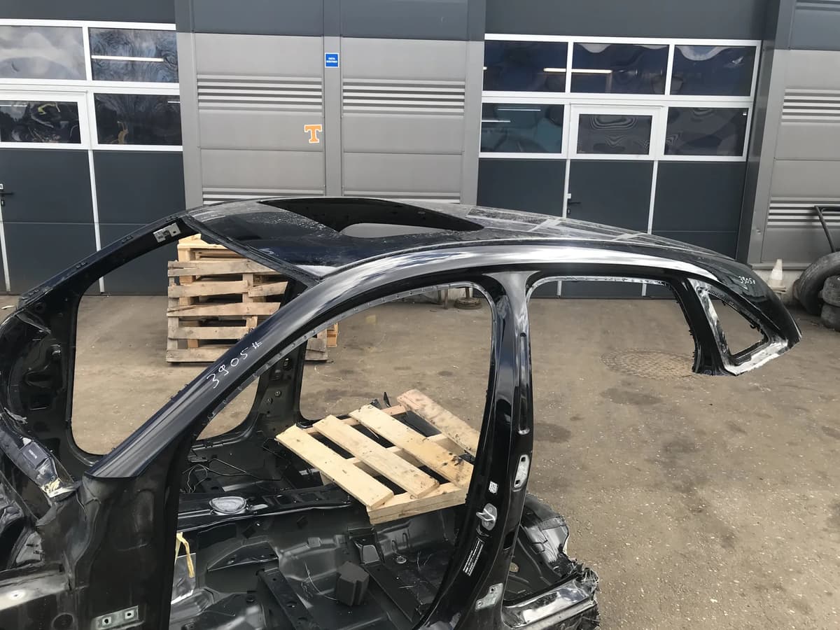 MERCEDES-BENZ EQC 2020 Roof