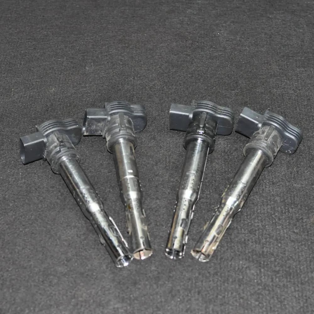 AUDI A4 8EC, B7 2007 High Voltage Ignition Coil Kit 40102033