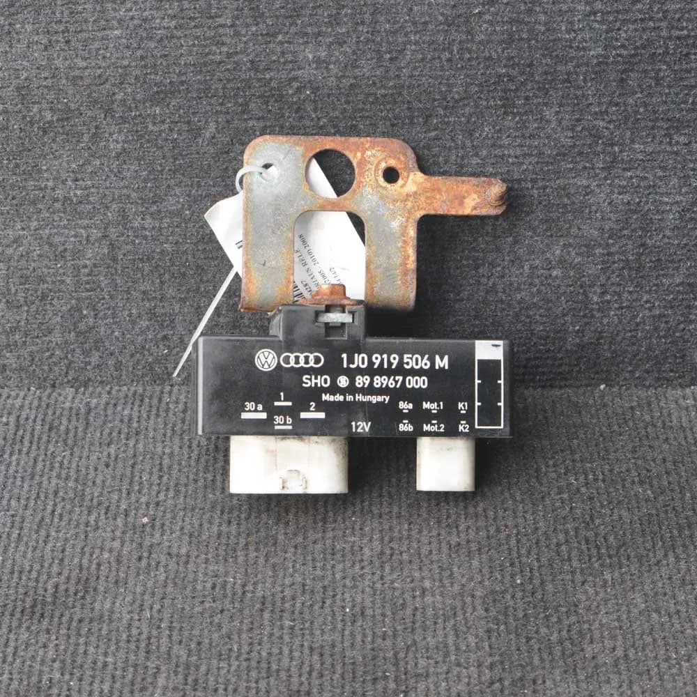 VW GOLF IV 1J1 2003 Fan Relay