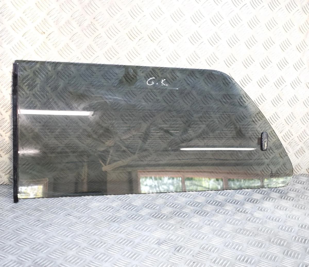 TOYOTA HILUX Nk8 Rear Left Quarter Window 2.5 Diesel 18109581 2012