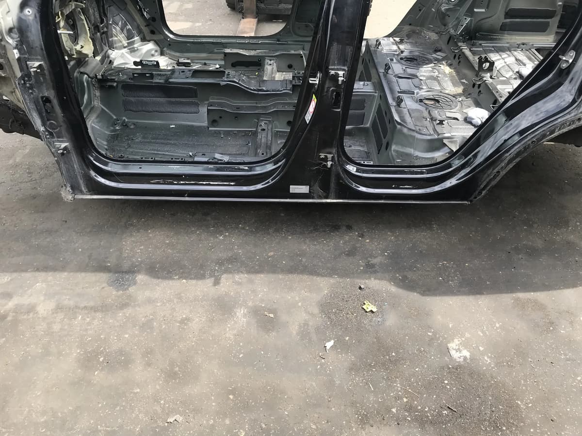 AUDI Q3 8U 2014 Left Side Sideskirt