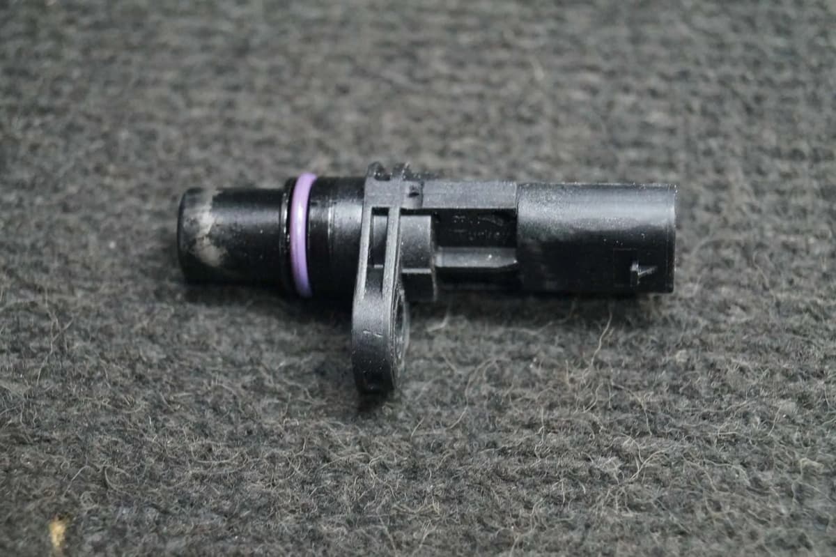 AUDI A5 8T3 2014 Camshaft Position Sensor 04L907601