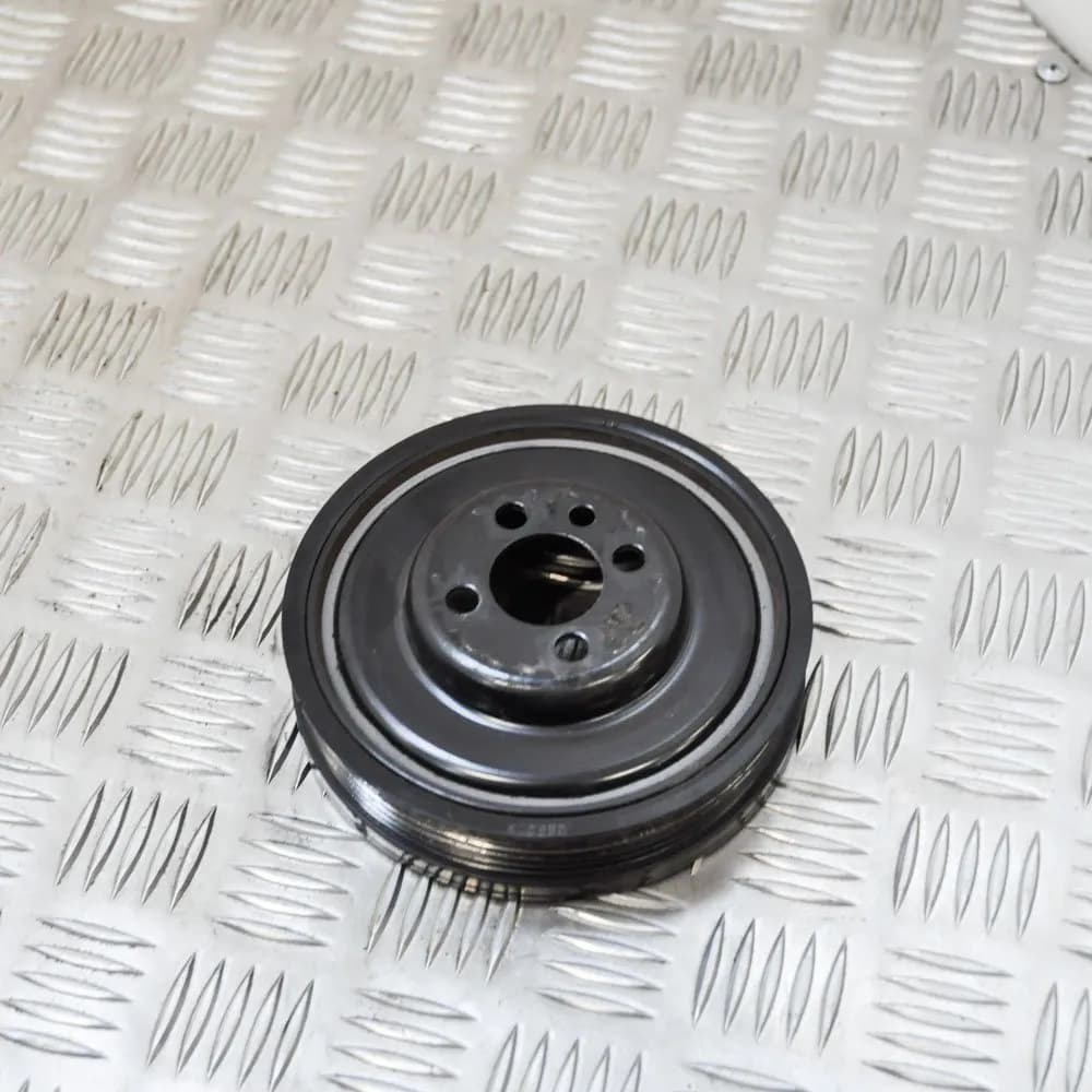 AUDI A4 8K2, B8 2012 Crankshaft Pulley 038105243M