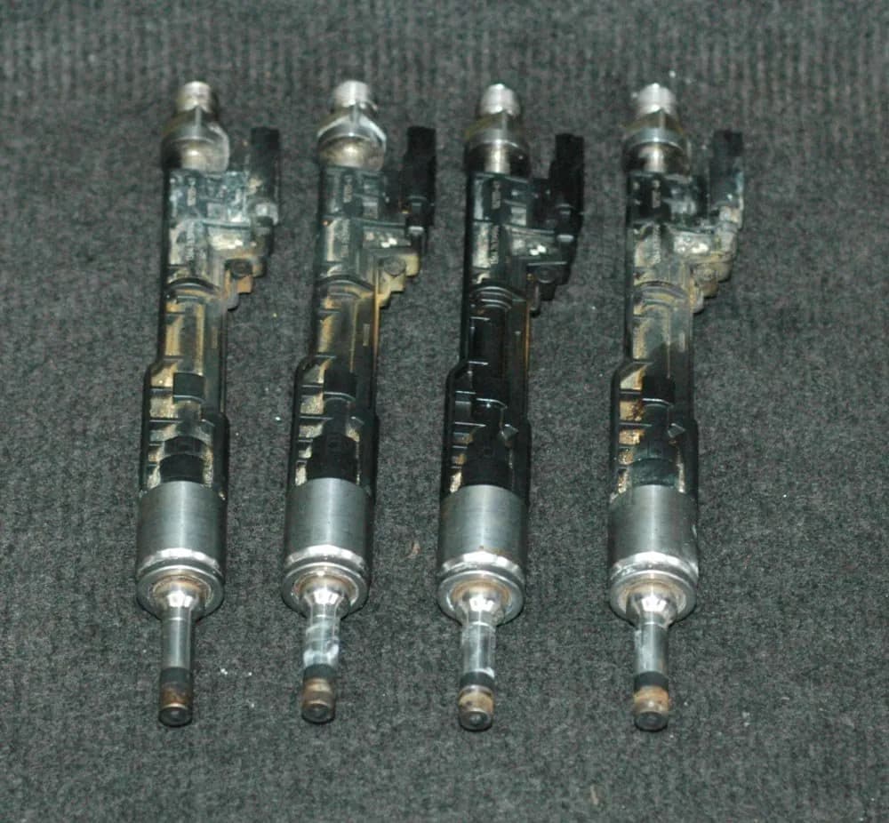 BMW 4 Coupe F32 Fuel Injector Kit 0261500172 7639994 3.0 Petrol 317kw 2014