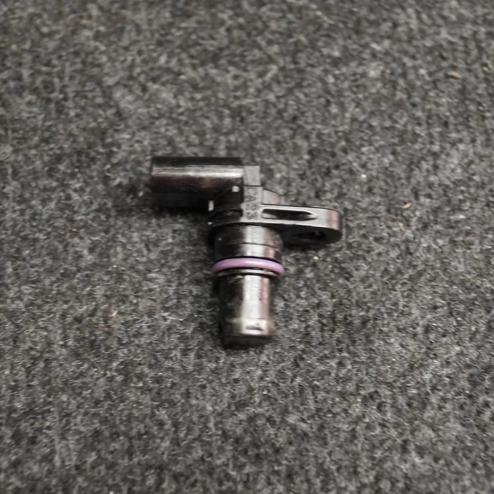 AUDI Q5 8R Camshaft Position Sensor 04C907601 2013 1979250