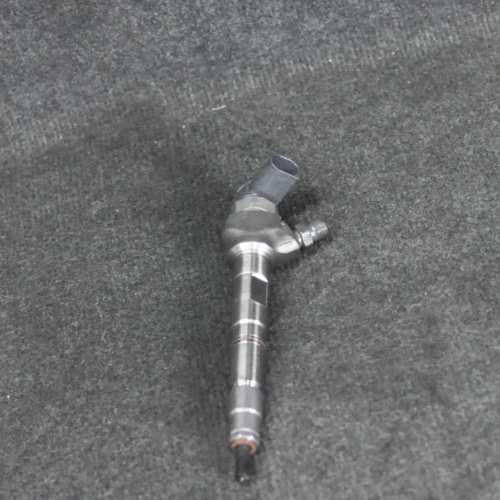 AUDI Q3 8U Fuel Injector Kit 04L130277K 2.0 Diesel 110kw 2014 1987984