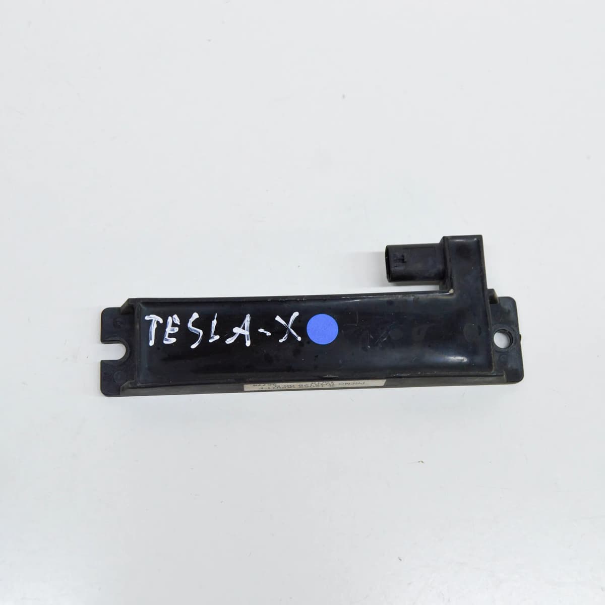 TESLA MODEL X GPS Antenna 1043129-00-B 2013