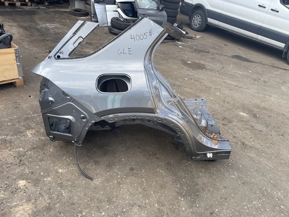 MERCEDES-BENZ GLE W167 2022 Rear Right Quarter Panel