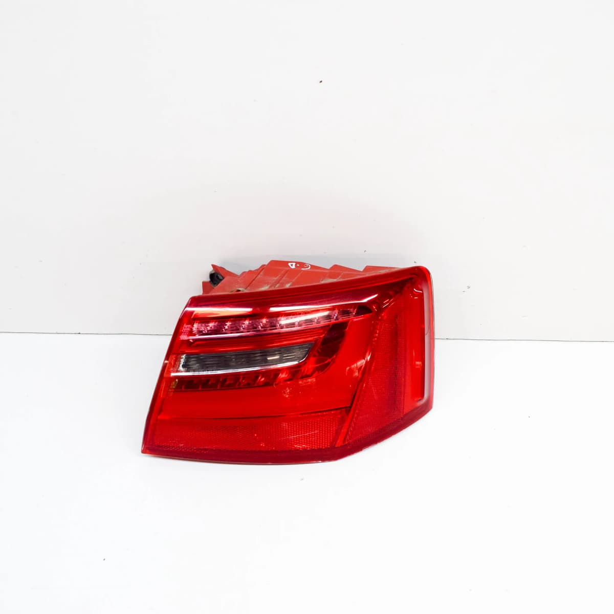 AUDI A6 C7 Sedan Rear Right Taillight LHD 4G5945096A 2011