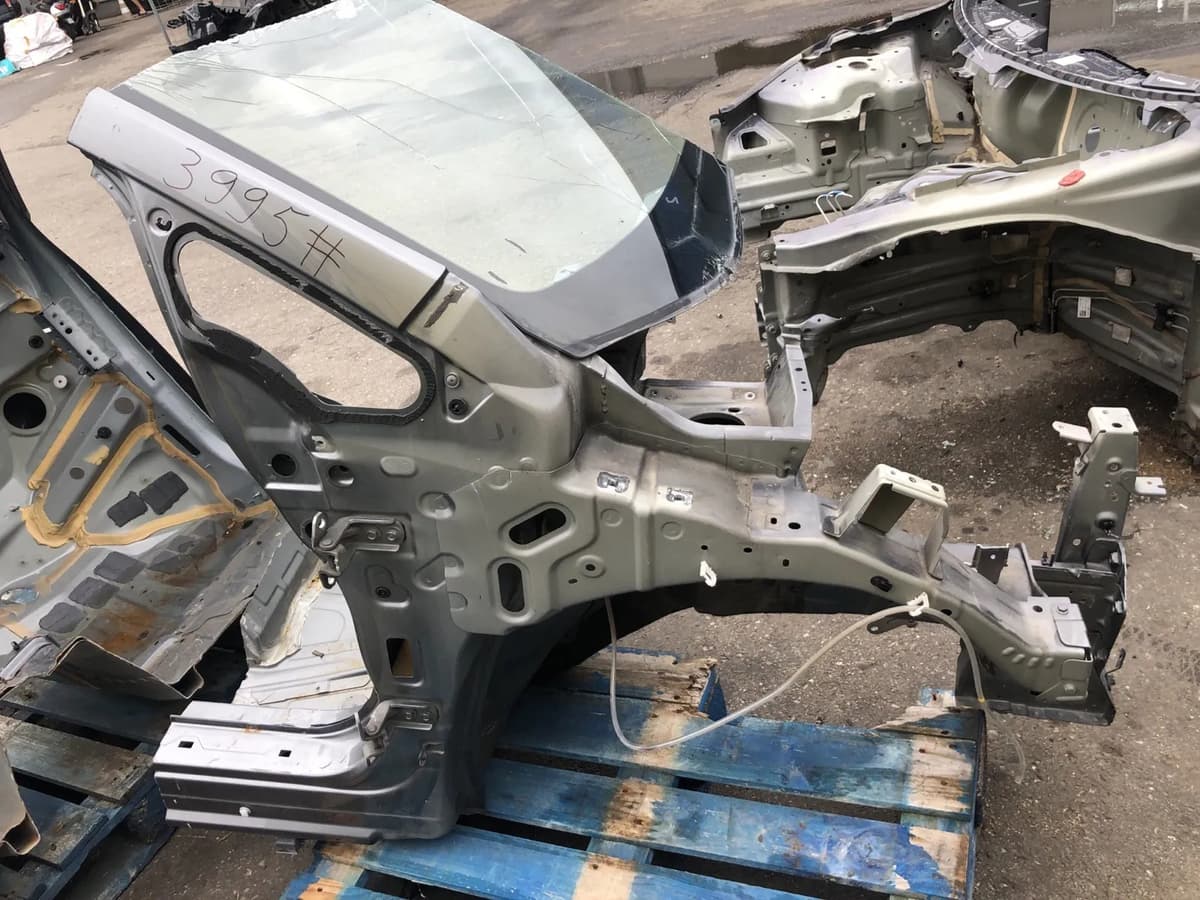 NISSAN LEAF ZE1 2018 Front Right Quarter Panel