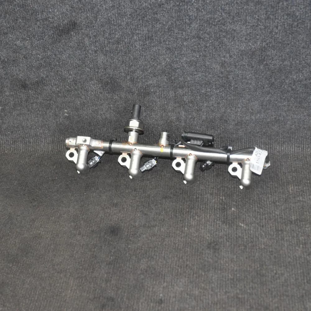 MERCEDES-BENZ C W204 Fuel Rail A2710705495 1.8 Petrol 115kw 2010 2100409