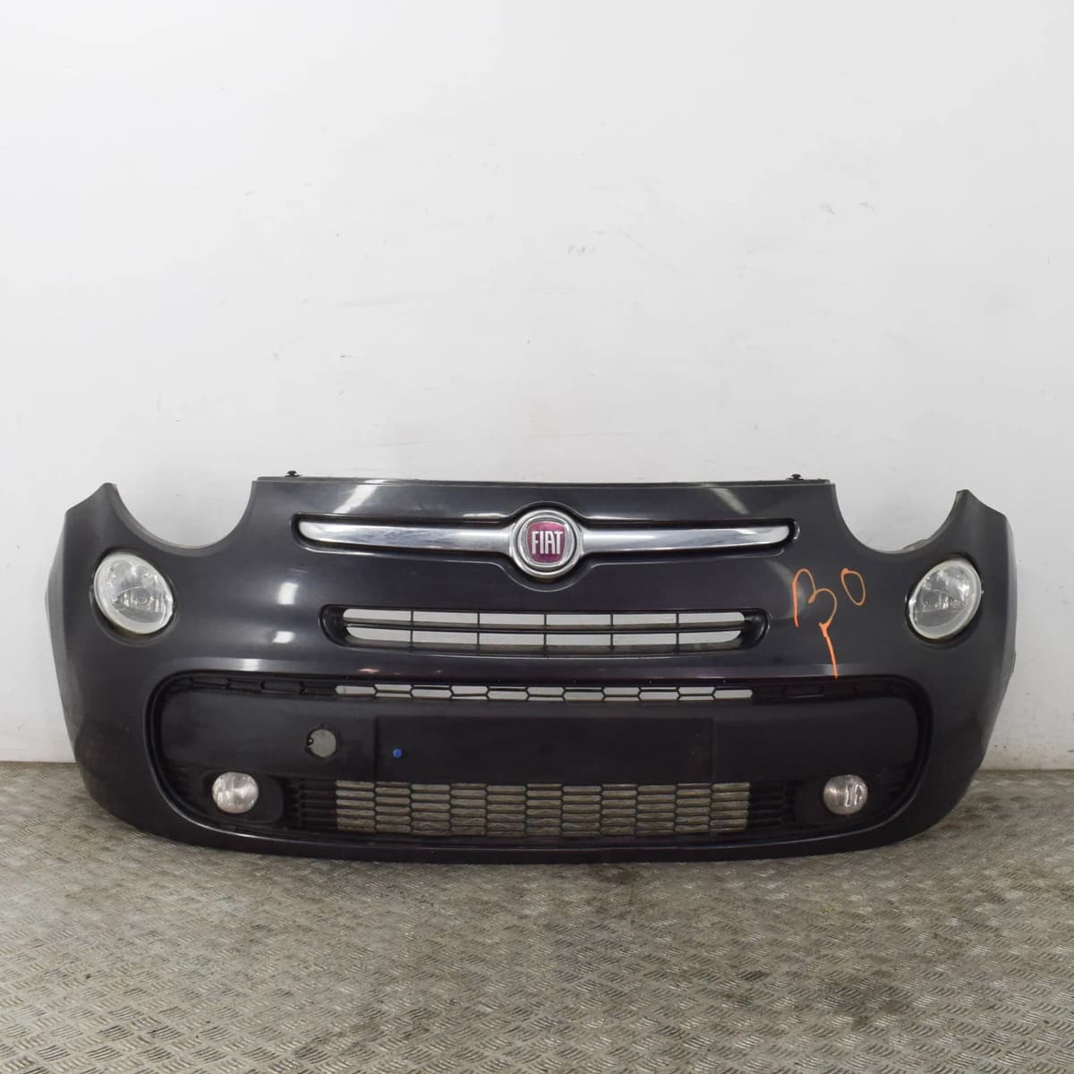 FIAT 500L 351 352 Front Bumper 735522402 1.6 Diesel 88kw 2015 21232141
