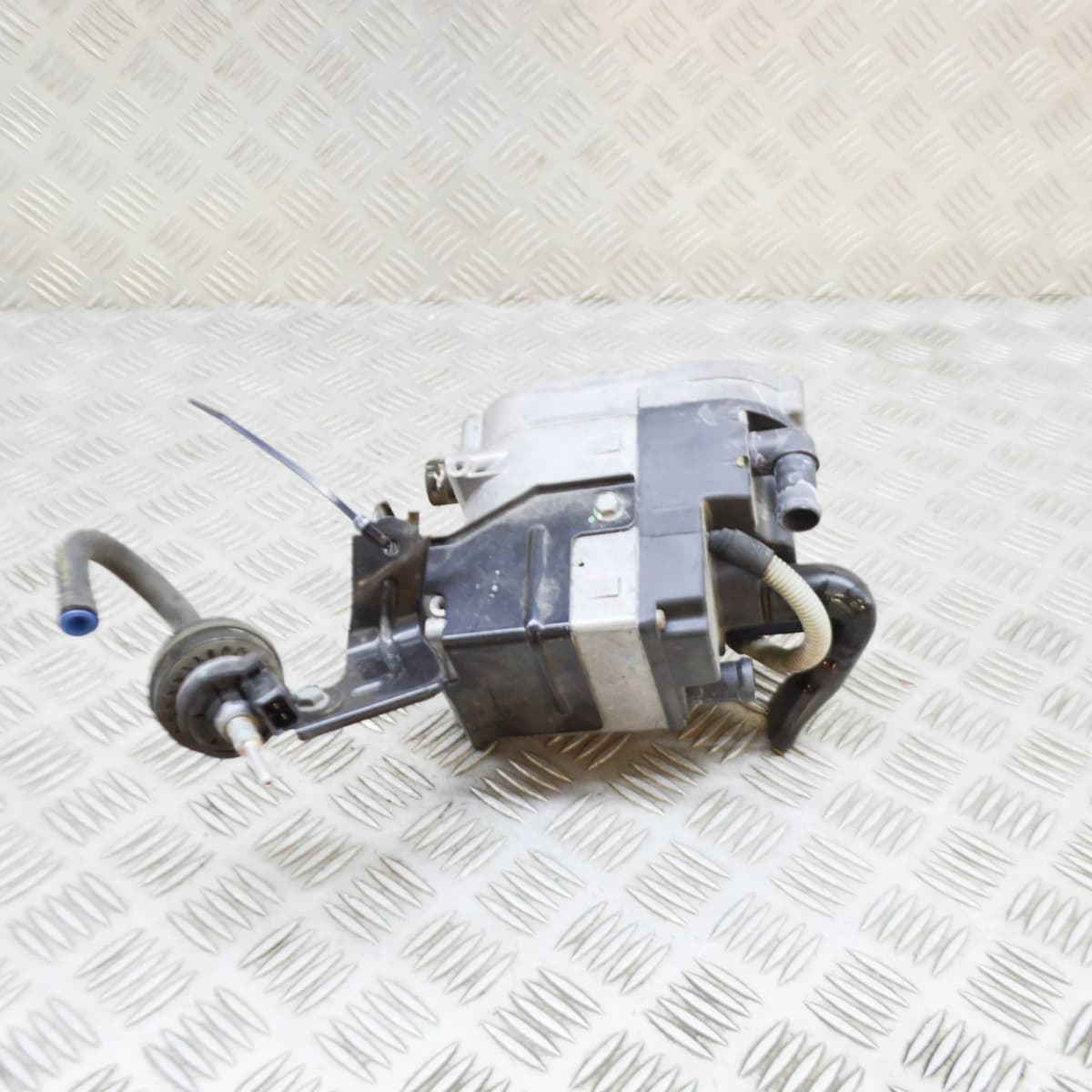 TOYOTA LAND CRUISER J150 Webasto Autonomous Heater 87110-42030 2.8D 130kw 2016