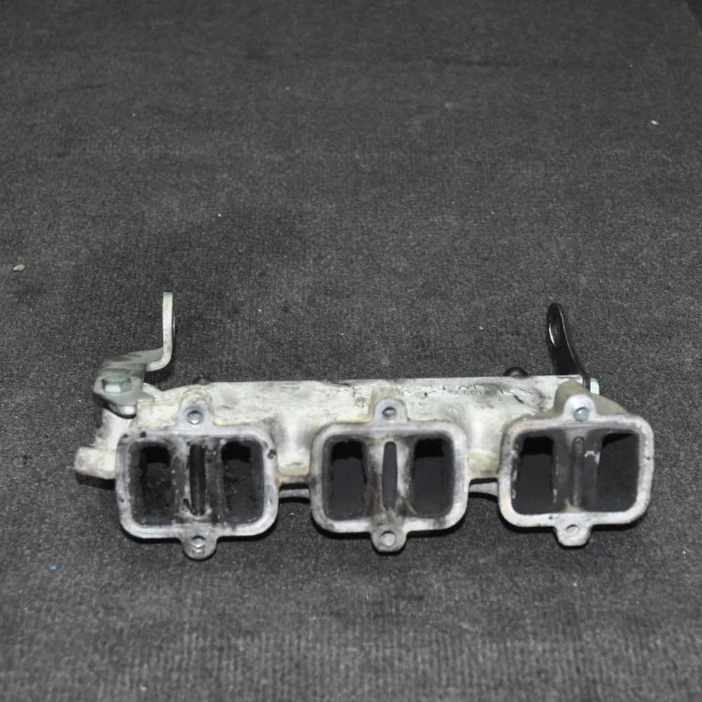 AUDI A4 B7 Left Intake Manifold 059129713AB 2.5 Diesel 120kw 2006