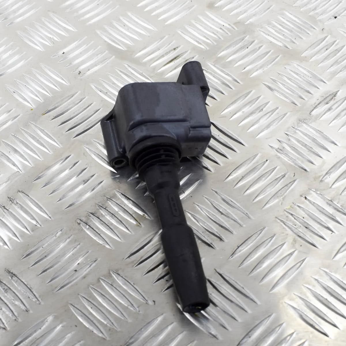 VW GOLF MK8 1.5 TSI Bluemotion High Voltage Ignition Coil 05E905110A 110kw 2022