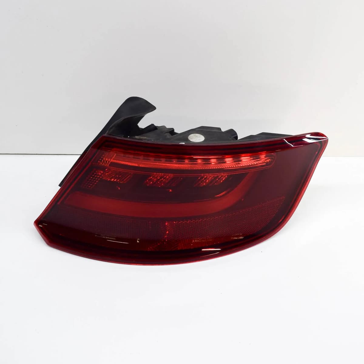 AUDI A3 Sportback 8VA 8VF Rear Right Tail Light 8V4945096D 1.4 21613618 RHD